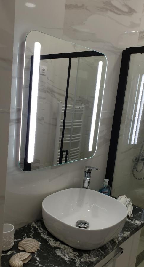 شقة Belvarosi Apartman 2 ميسكولك المظهر الخارجي الصورة