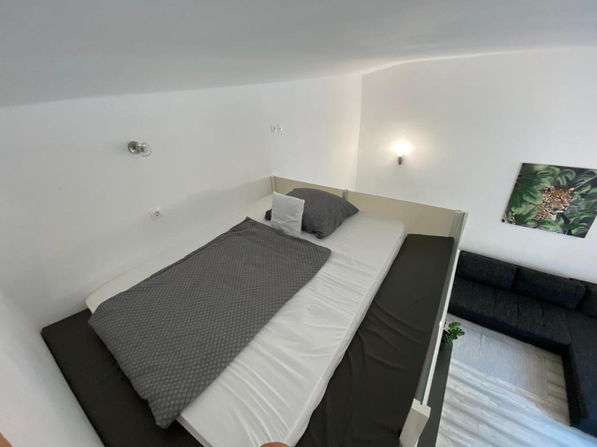 شقة Belvarosi Apartman 2 ميسكولك المظهر الخارجي الصورة