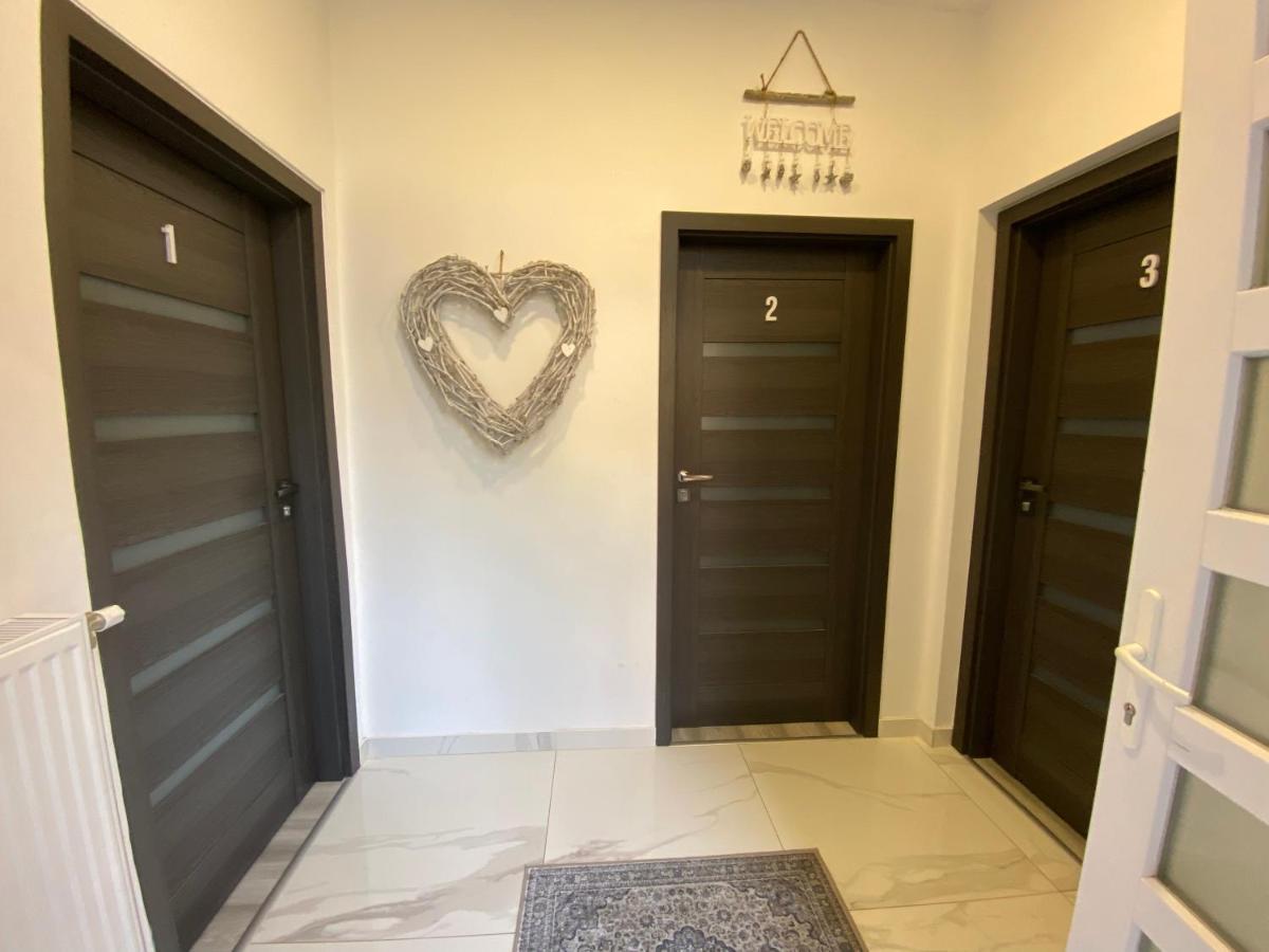 شقة Belvarosi Apartman 2 ميسكولك المظهر الخارجي الصورة