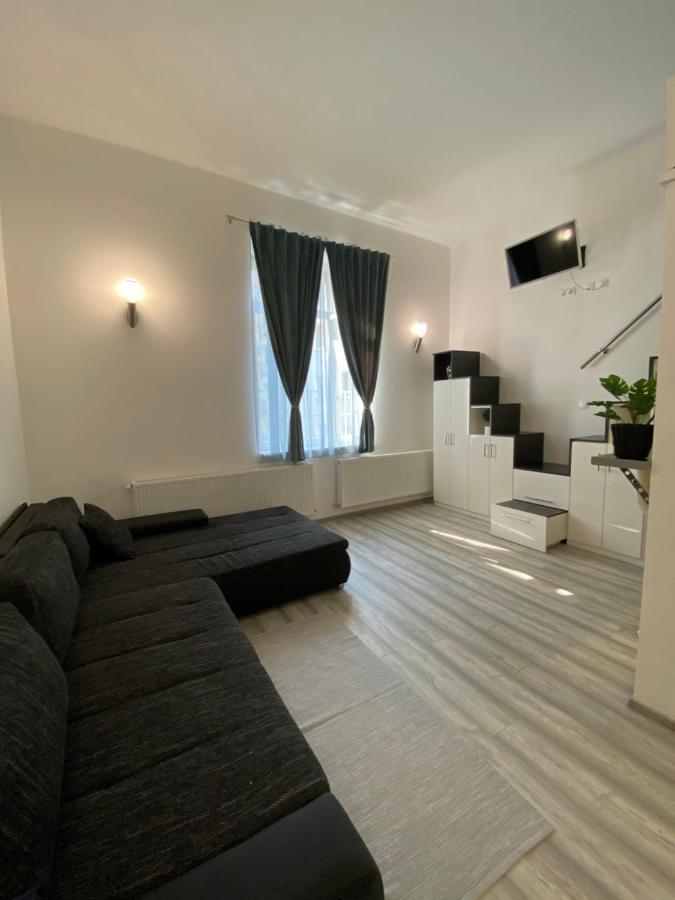 شقة Belvarosi Apartman 2 ميسكولك المظهر الخارجي الصورة